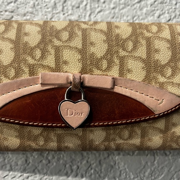 Christian Dior Vintage wallet in great condition! - Picture 2 of 12